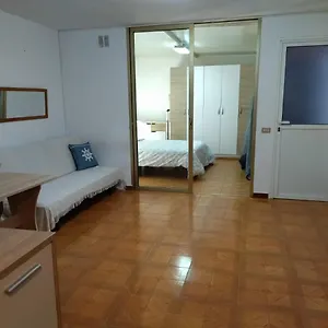 one-bedroom-apartment-with-pool-100-meters-from-the-beach.in-canary-islands.com/